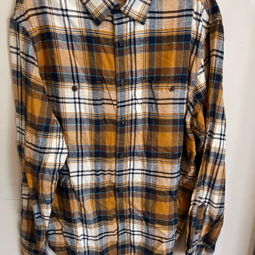 Old Navy Men's Casual Plaid Shirt in Brown and White